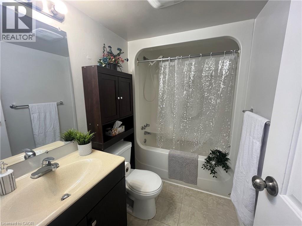 331 Northlake Drive Unit# 2, Waterloo, Ontario  N2V 1Z1 - Photo 6 - 40777453