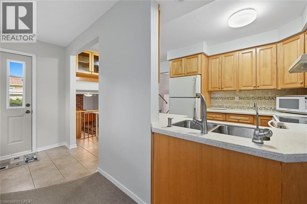 2400 Eaglesfield Drive, Burlington, Ontario  L7P 3V5 - Photo 19 - 40777700