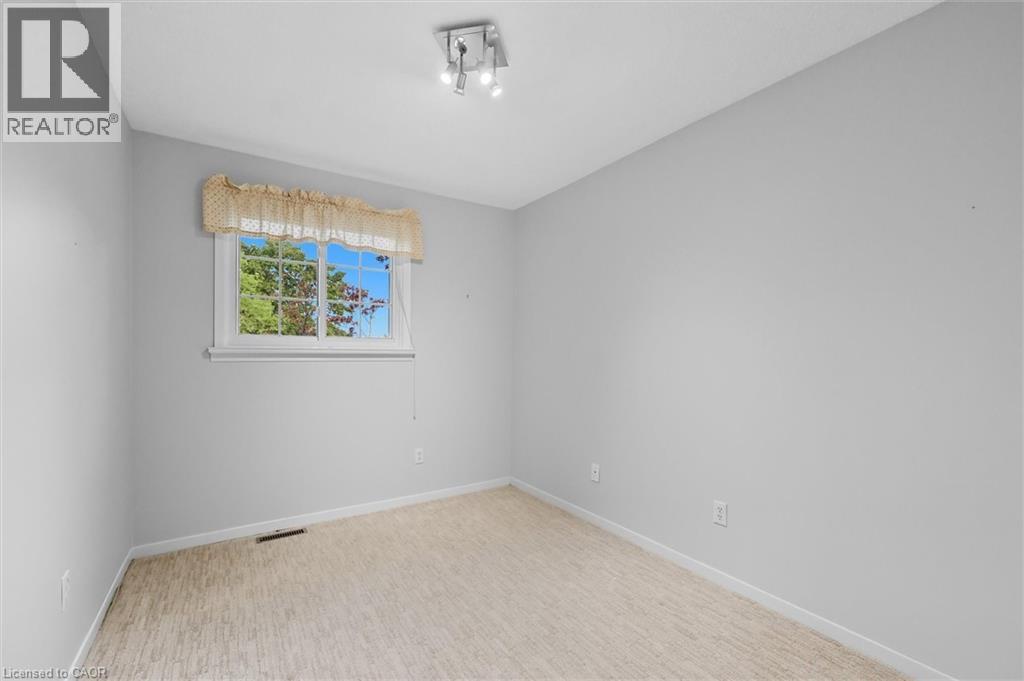 2400 Eaglesfield Drive, Burlington, Ontario  L7P 3V5 - Photo 27 - 40777700