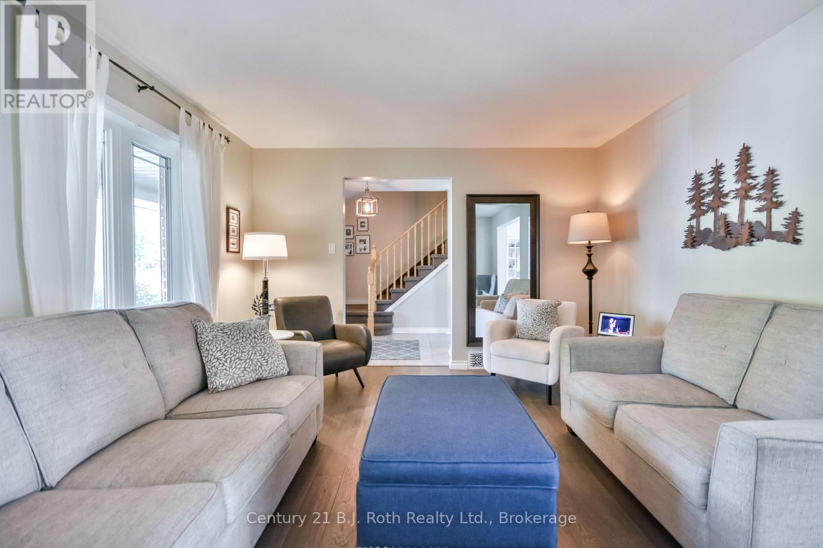 49 Sulky Drive, Penetanguishene, Ontario  L9M 1J4 - Photo 5 - S12455338