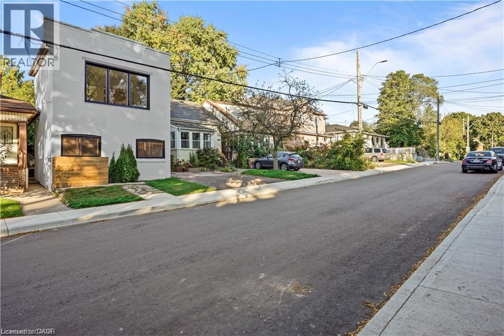 30 JONES Street Unit# 2, Hamilton, Ontario
