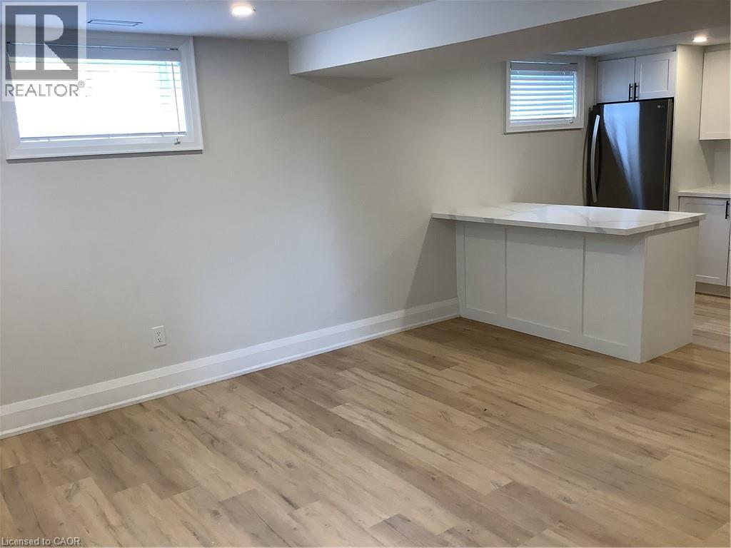 229 West 18th Street, Hamilton, Ontario  L9C 4H1 - Photo 3 - 40778072