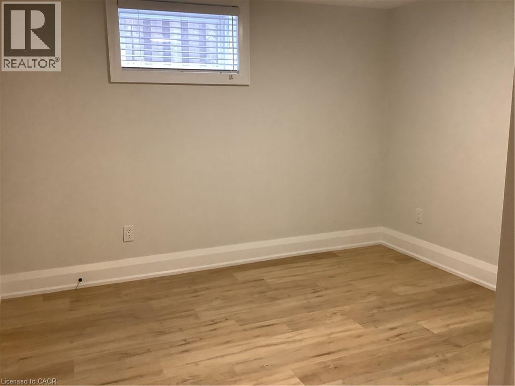 229 West 18th Street, Hamilton, Ontario  L9C 4H1 - Photo 8 - 40778072
