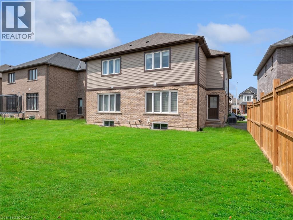 9573 Tallgrass Avenue, Niagara Falls, Ontario  L2G 0Y3 - Photo 14 - 40775767