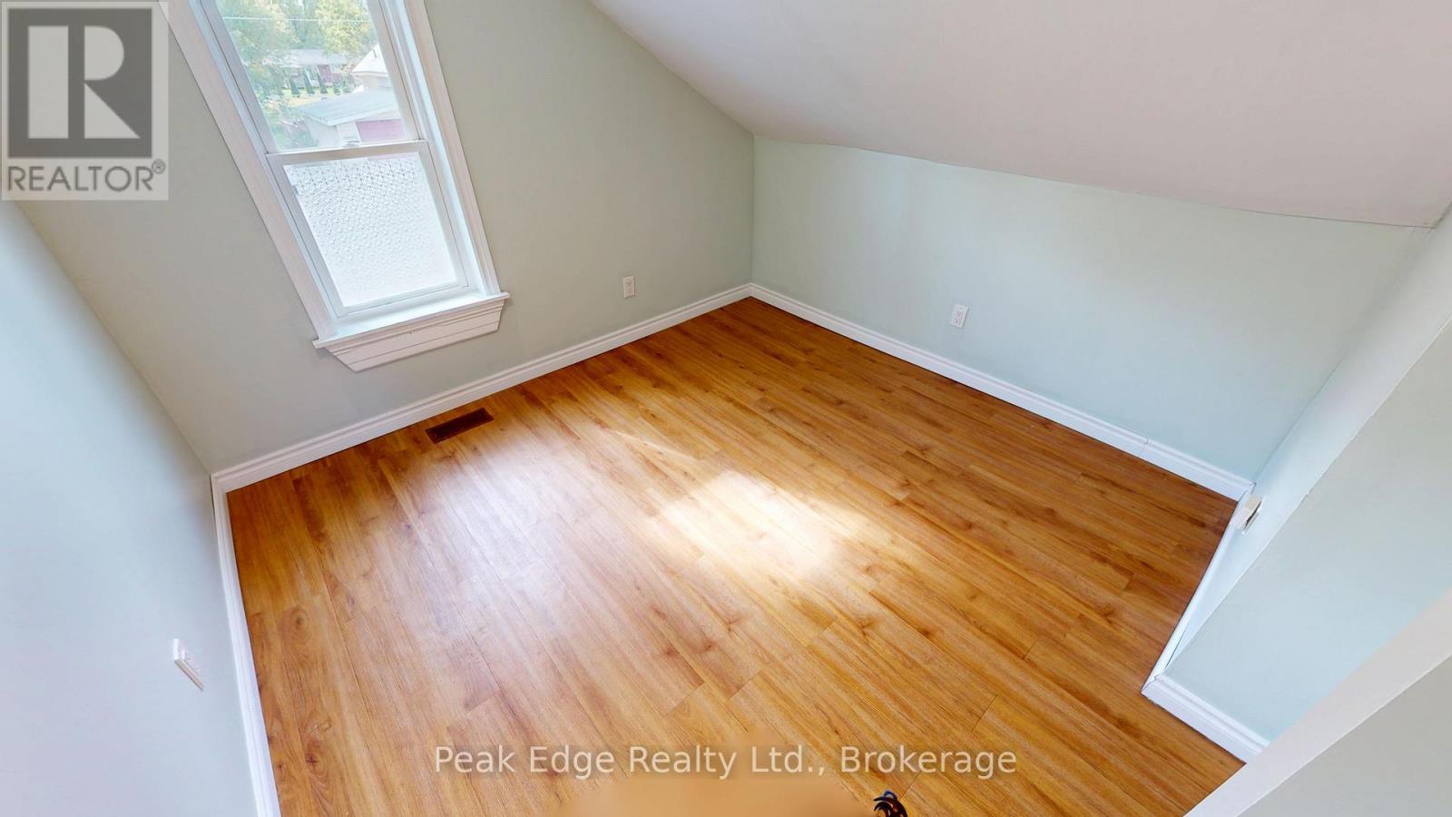 473 Campbell Street, Huron-Kinloss, Ontario  N0G 2H0 - Photo 18 - X12455588