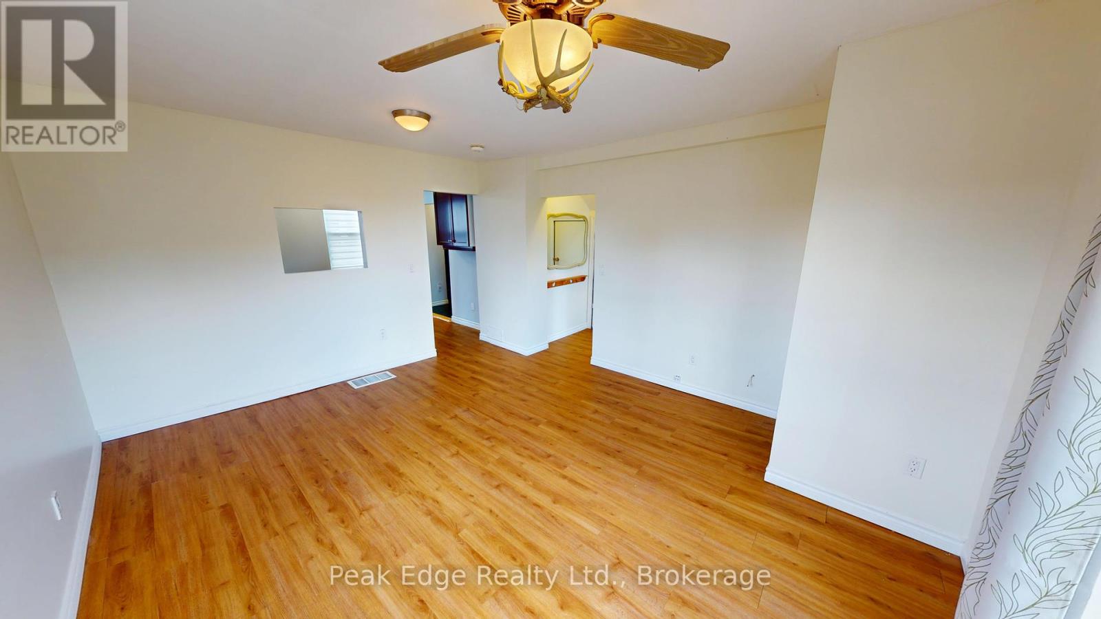473 Campbell Street, Huron-Kinloss, Ontario  N0G 2H0 - Photo 8 - X12455588