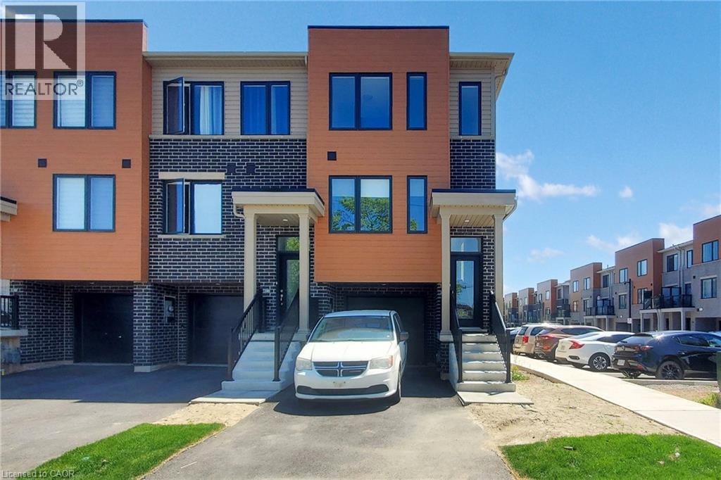 2 REID AVENUE NORTH Avenue, Hamilton, Ontario