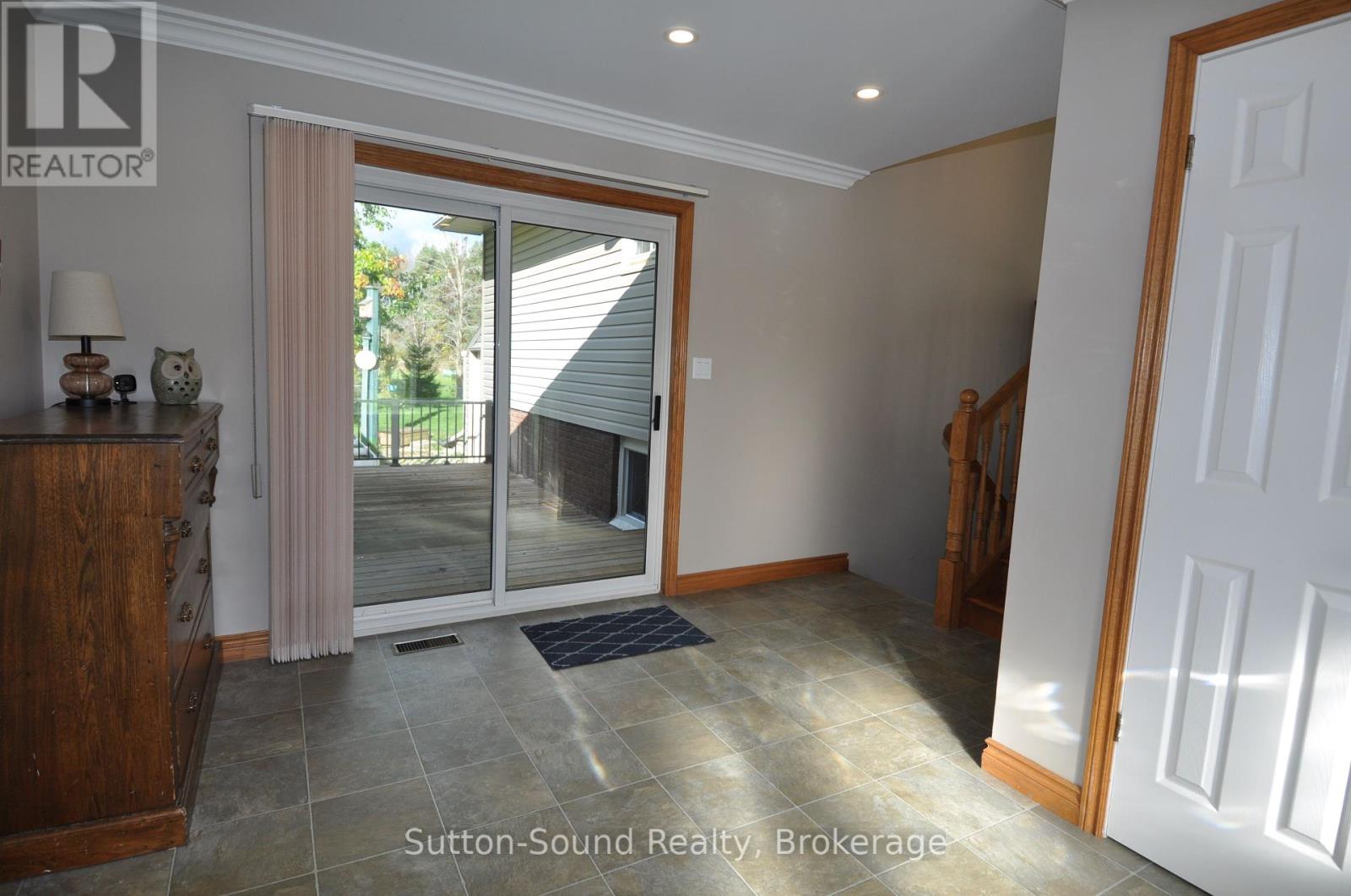 232 Finden Street, Georgian Bluffs, Ontario  N4K 6V5 - Photo 3 - X12456025