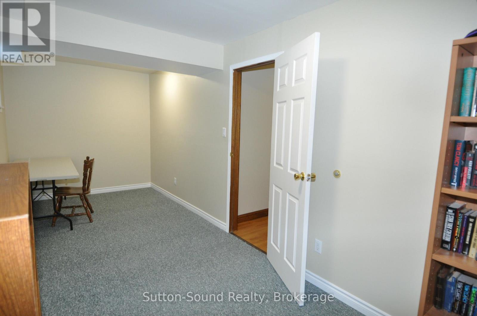 232 Finden Street, Georgian Bluffs, Ontario  N4K 6V5 - Photo 31 - X12456025