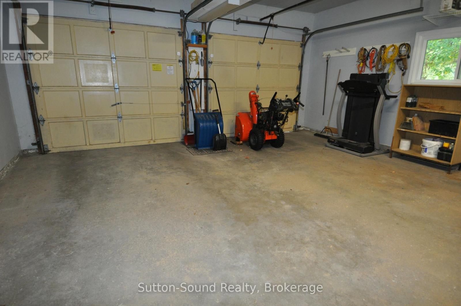 232 Finden Street, Georgian Bluffs, Ontario  N4K 6V5 - Photo 37 - X12456025