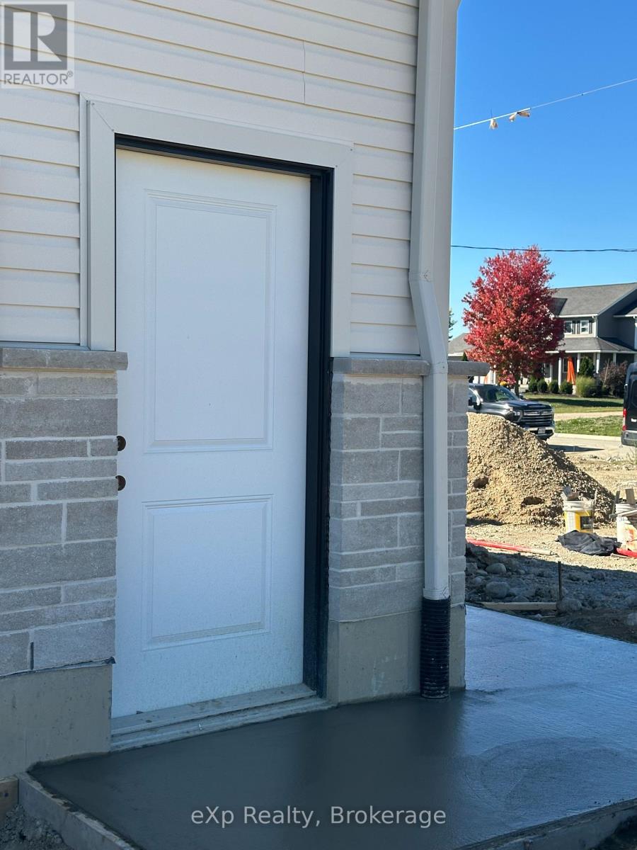 1036 Walton Avenue N, North Perth, Ontario  N4W 3S2 - Photo 24 - X12456108