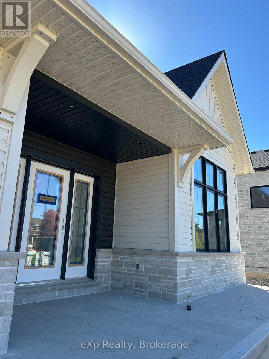 1036 Walton Avenue N, North Perth, Ontario  N4W 3S2 - Photo 4 - X12456108