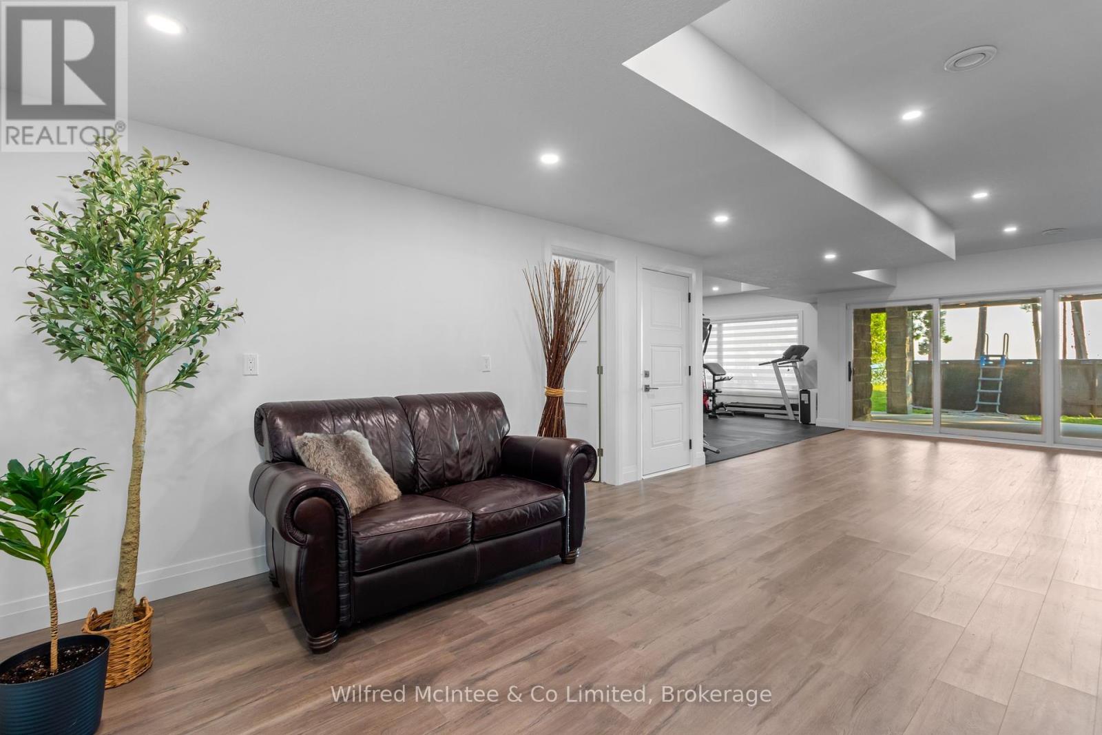 159 Upper Lorne Beach Road, Kincardine, Ontario  N0G 2T0 - Photo 47 - X12456653