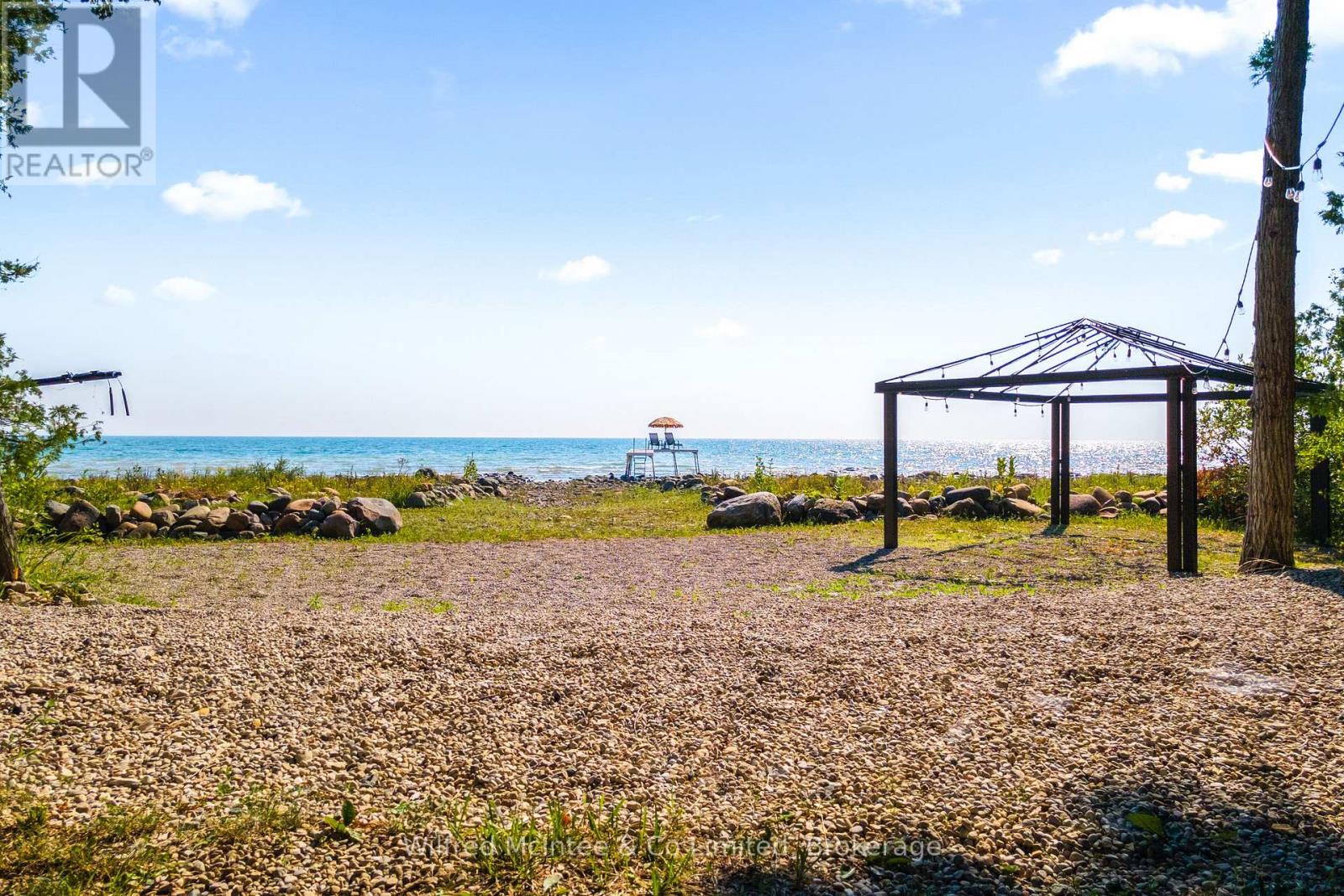 159 Upper Lorne Beach Road, Kincardine, Ontario  N0G 2T0 - Photo 6 - X12456653