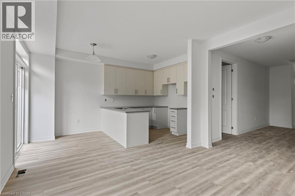 13 Davinci Boulevard, Hamilton, Ontario  L9B 1B7 - Photo 5 - 40776709