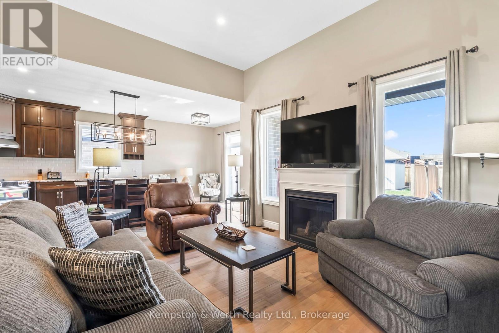 86 Forbes Crescent, North Perth, Ontario  N4W 0B8 - Photo 15 - X12457066