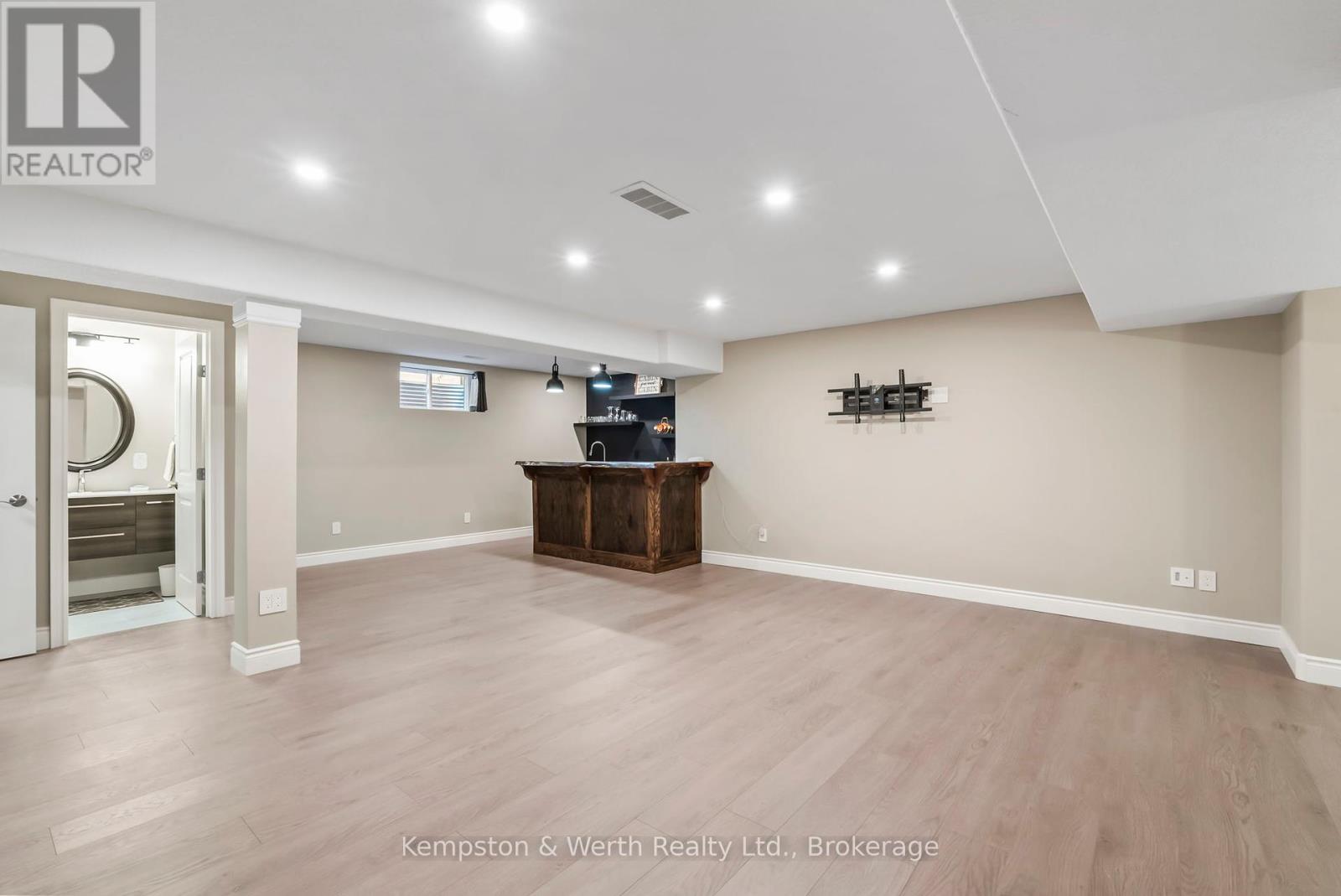 86 Forbes Crescent, North Perth, Ontario  N4W 0B8 - Photo 31 - X12457066