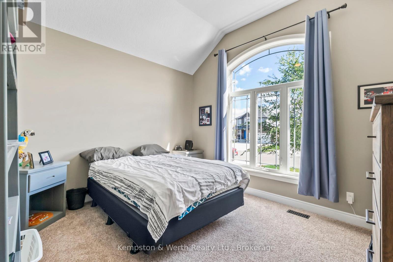 86 Forbes Crescent, North Perth, Ontario  N4W 0B8 - Photo 8 - X12457066