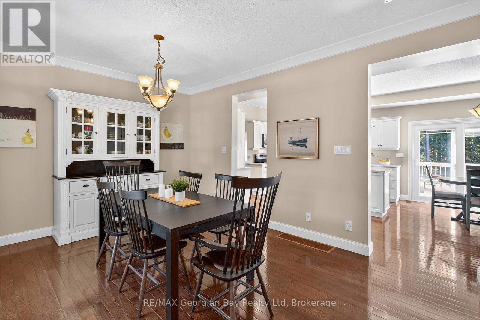 32 Johnston Street, Tiny, Ontario  L0L 2T0 - Photo 5 - S12457239
