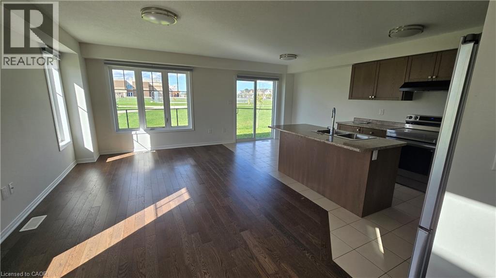 11 Armes Street Street, Binbrook, Ontario  L0R 1C0 - Photo 7 - 40778042