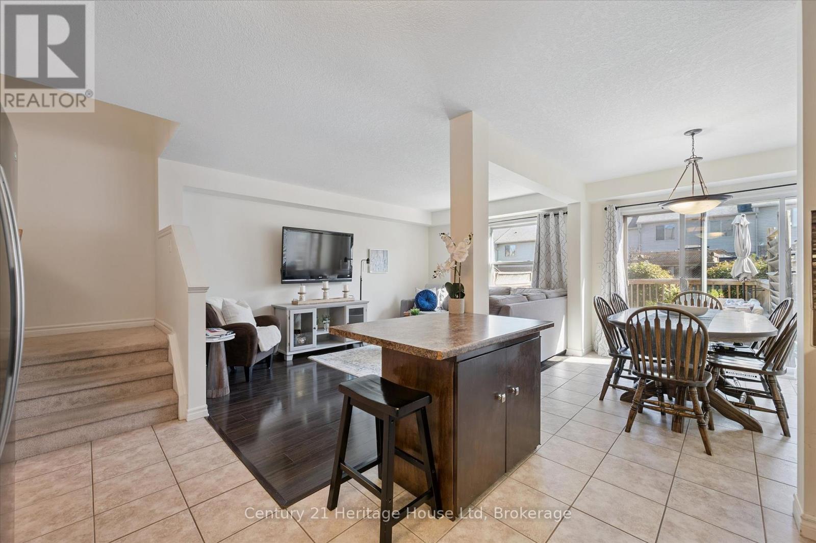 122 Creighton Avenue, Guelph, Ontario  N1E 0H8 - Photo 14 - X12457443