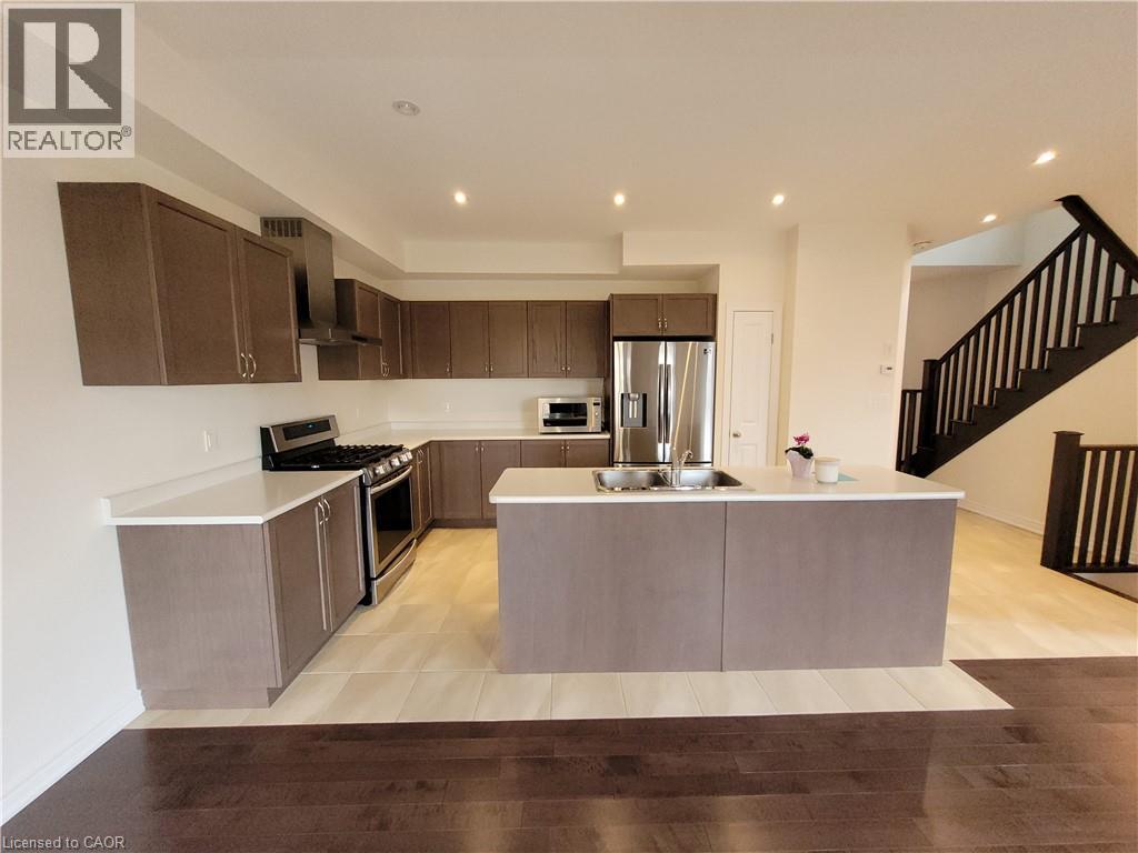9 Zinfandel Drive, Stoney Creek, Ontario  L8E 0K1 - Photo 6 - 40778120