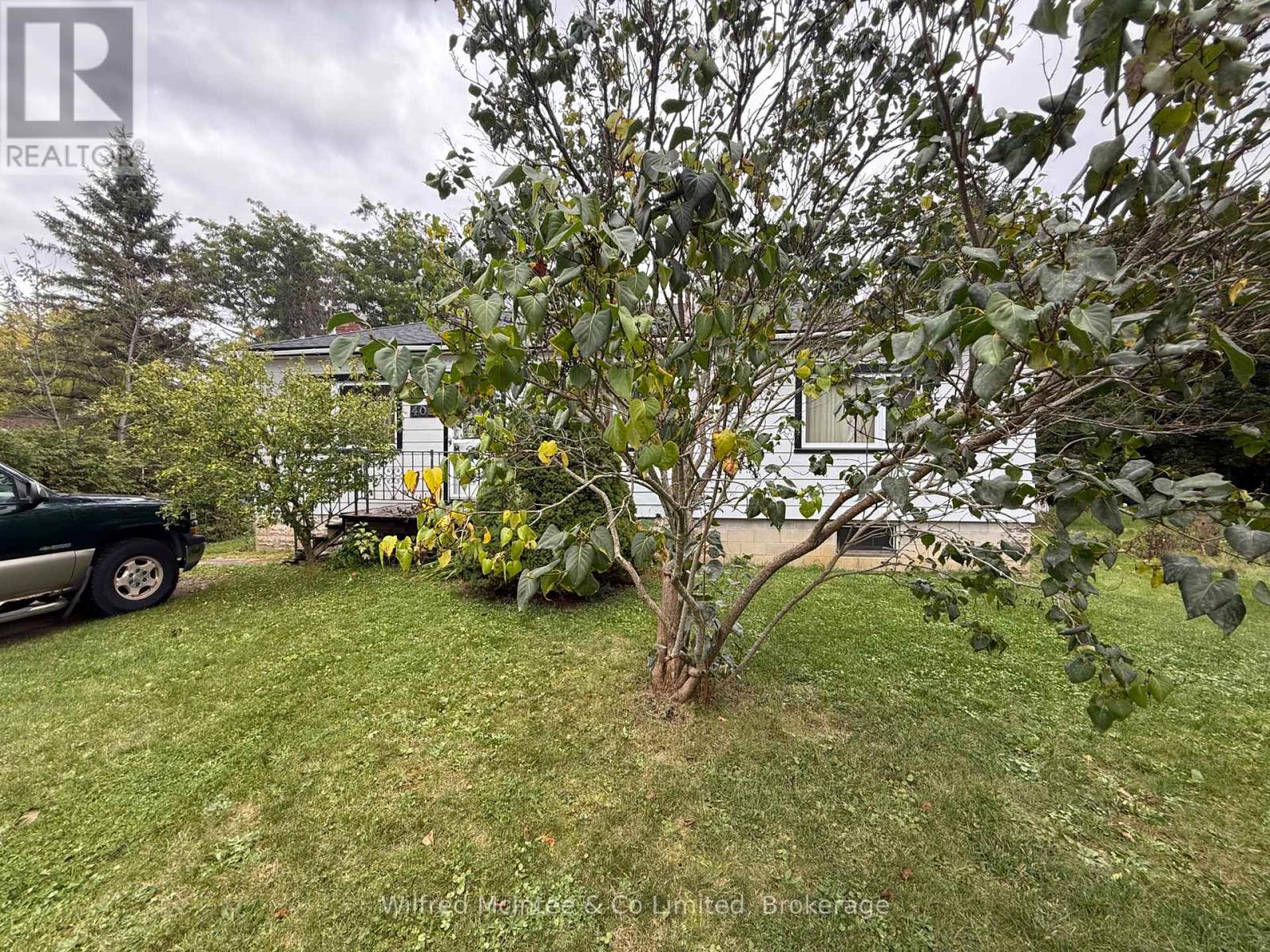 408 Mary Street, Brockton, Ontario  N0G 2V0 - Photo 5 - X12458733