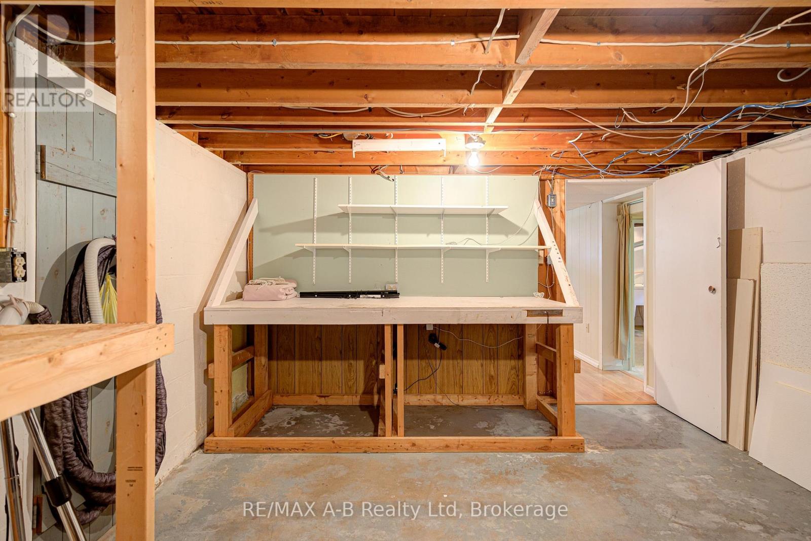 252 Hibernia Street, Stratford, Ontario  N5A 5V7 - Photo 25 - X12459178