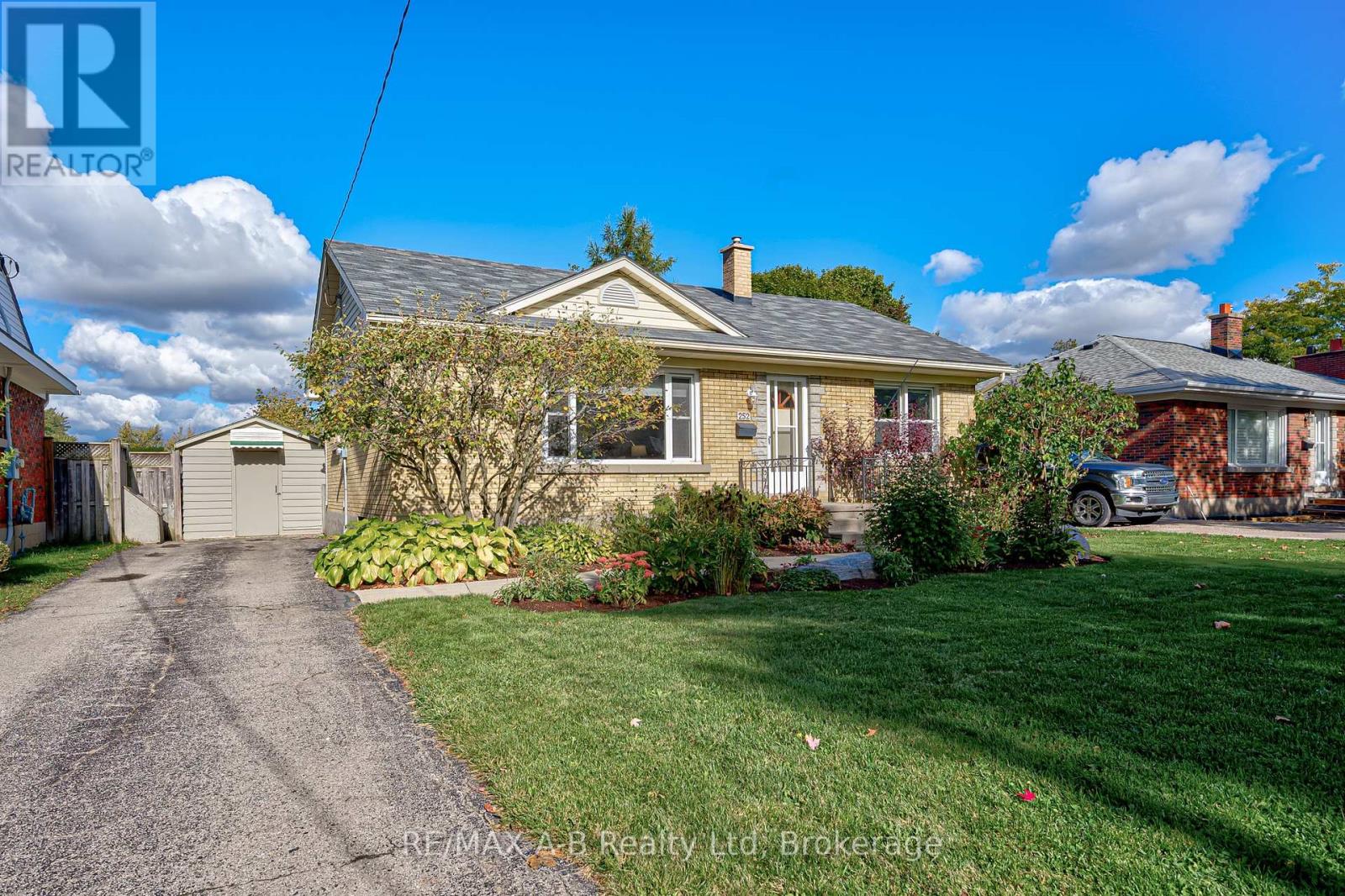 252 Hibernia Street, Stratford, Ontario  N5A 5V7 - Photo 34 - X12459178