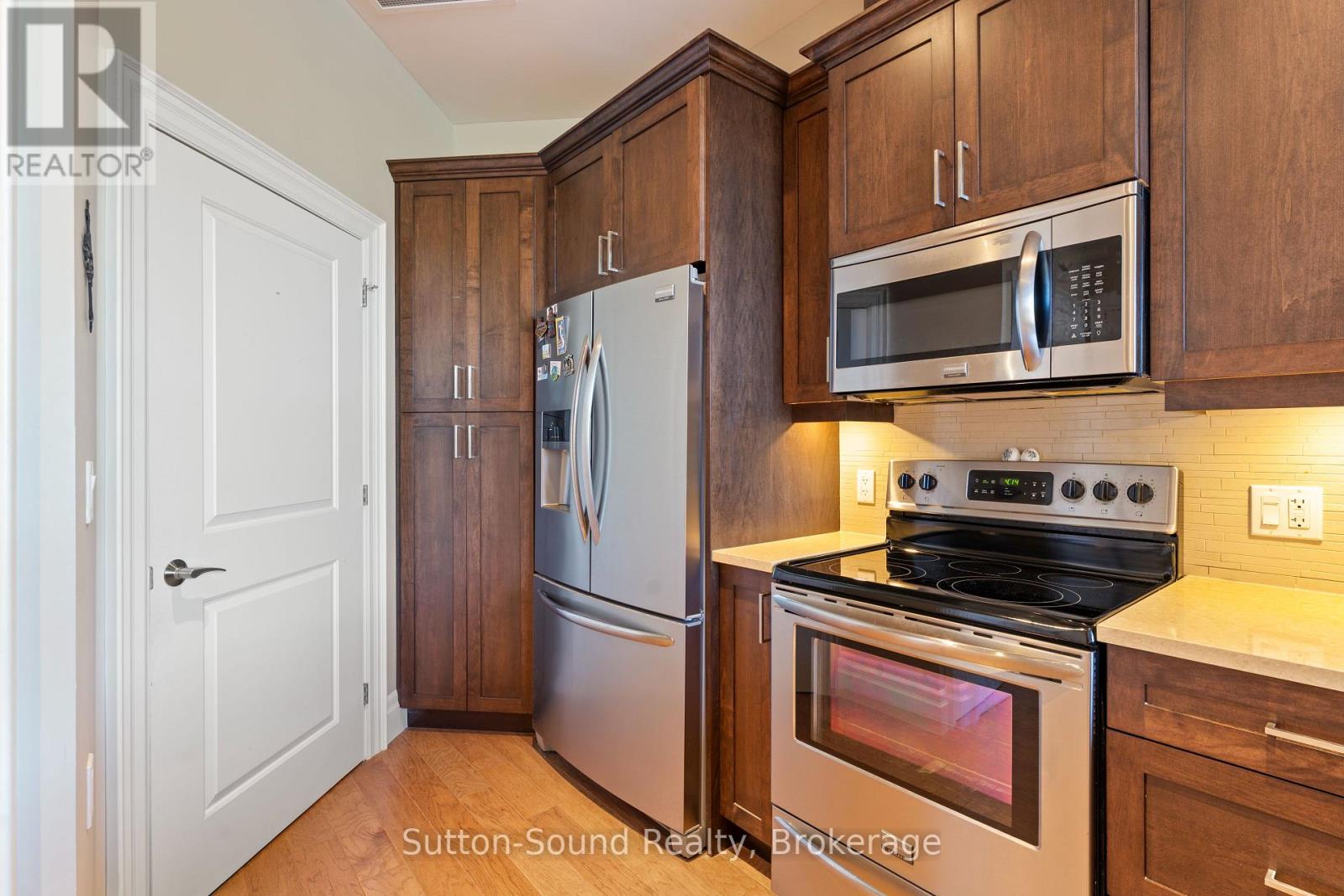410 - 945 3rd Avenue East Avenue, Owen Sound, Ontario  N4K 2K8 - Photo 7 - X12459239