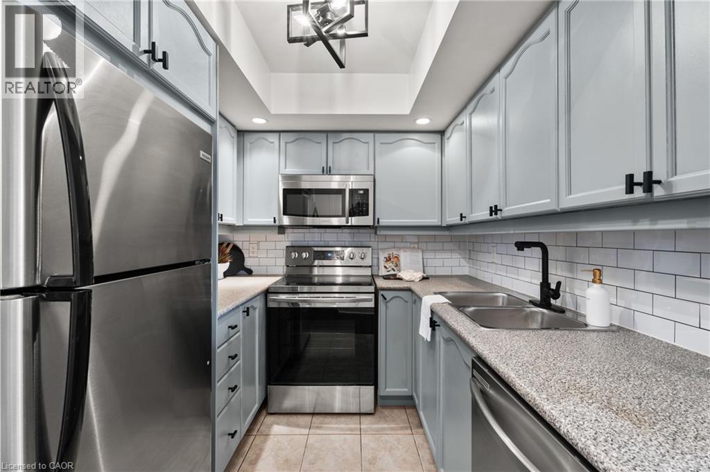 15 Northtown Way Unit# 1222, Toronto, Ontario  M2N 7L4 - Photo 3 - 40778620