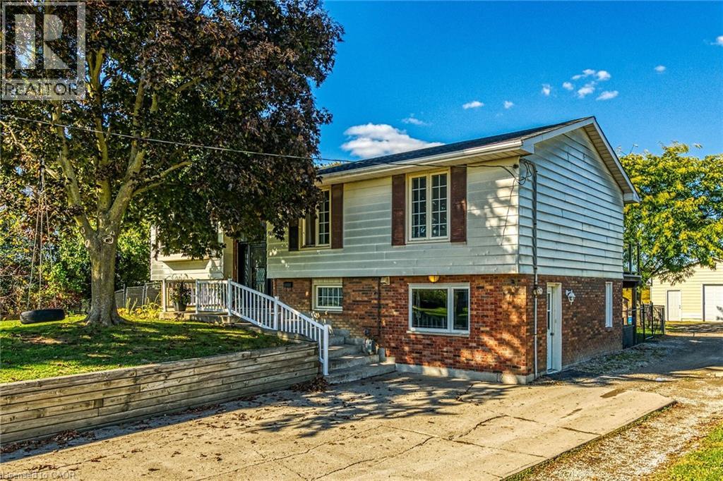 8462 White Church Road E, Glanbrook, Ontario  L0R 1W0 - Photo 1 - 40778507