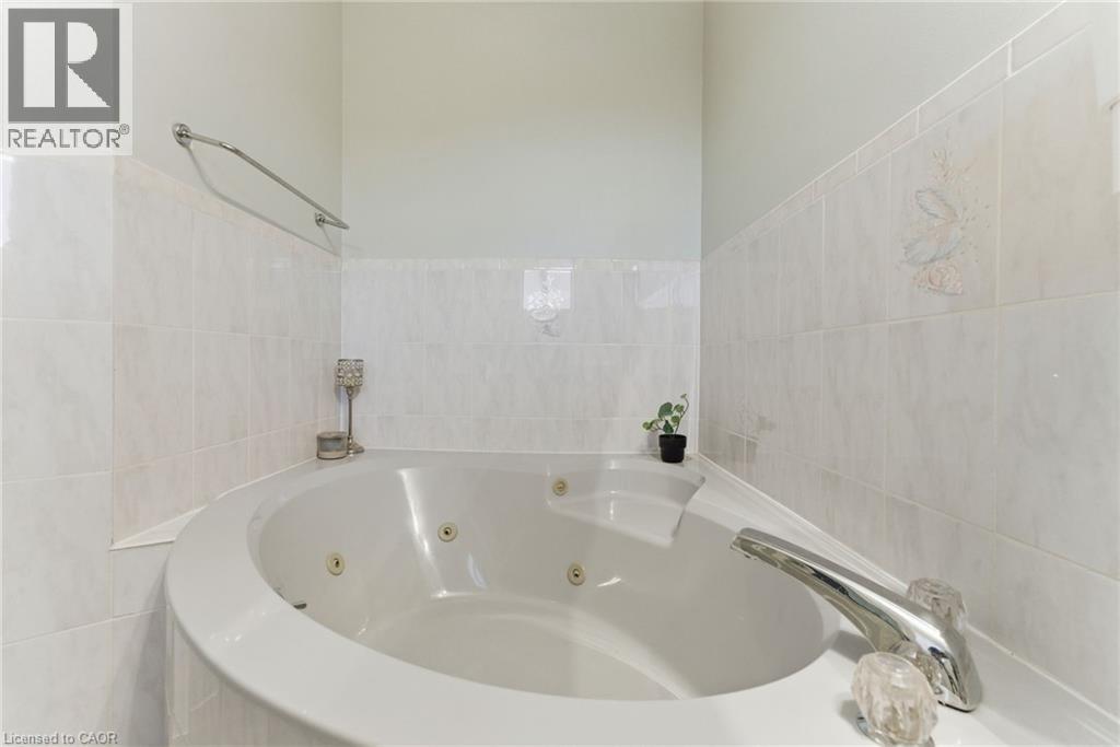 2 Morningstar Court, Hamilton, Ontario  L8W 3E1 - Photo 23 - 40778663