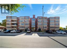 9 GRANT Boulevard Unit# 102, Dundas, Ontario