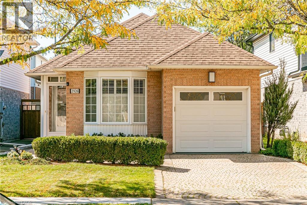 2926 Addison Street, Burlington, Ontario  L7M 4K4 - Photo 1 - 40774369