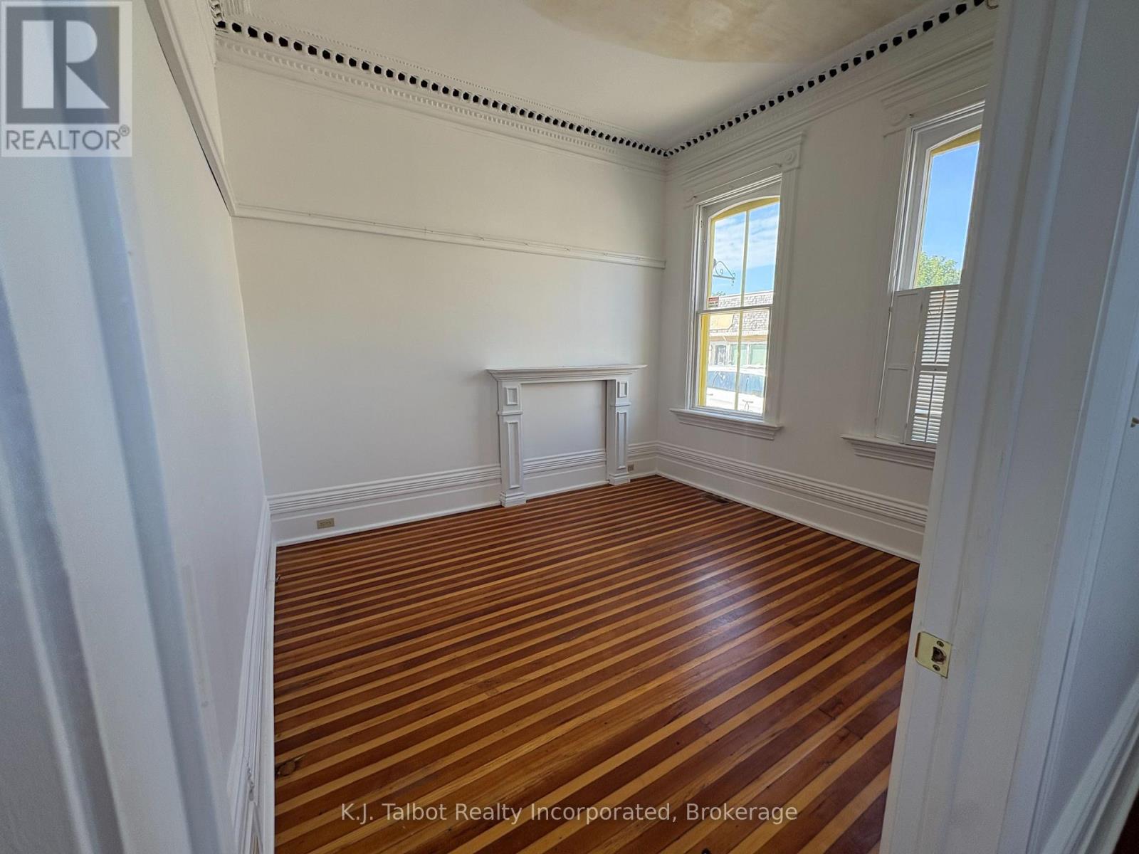 79 Albert Street, Central Huron, Ontario  N0M 1L0 - Photo 11 - X12459832