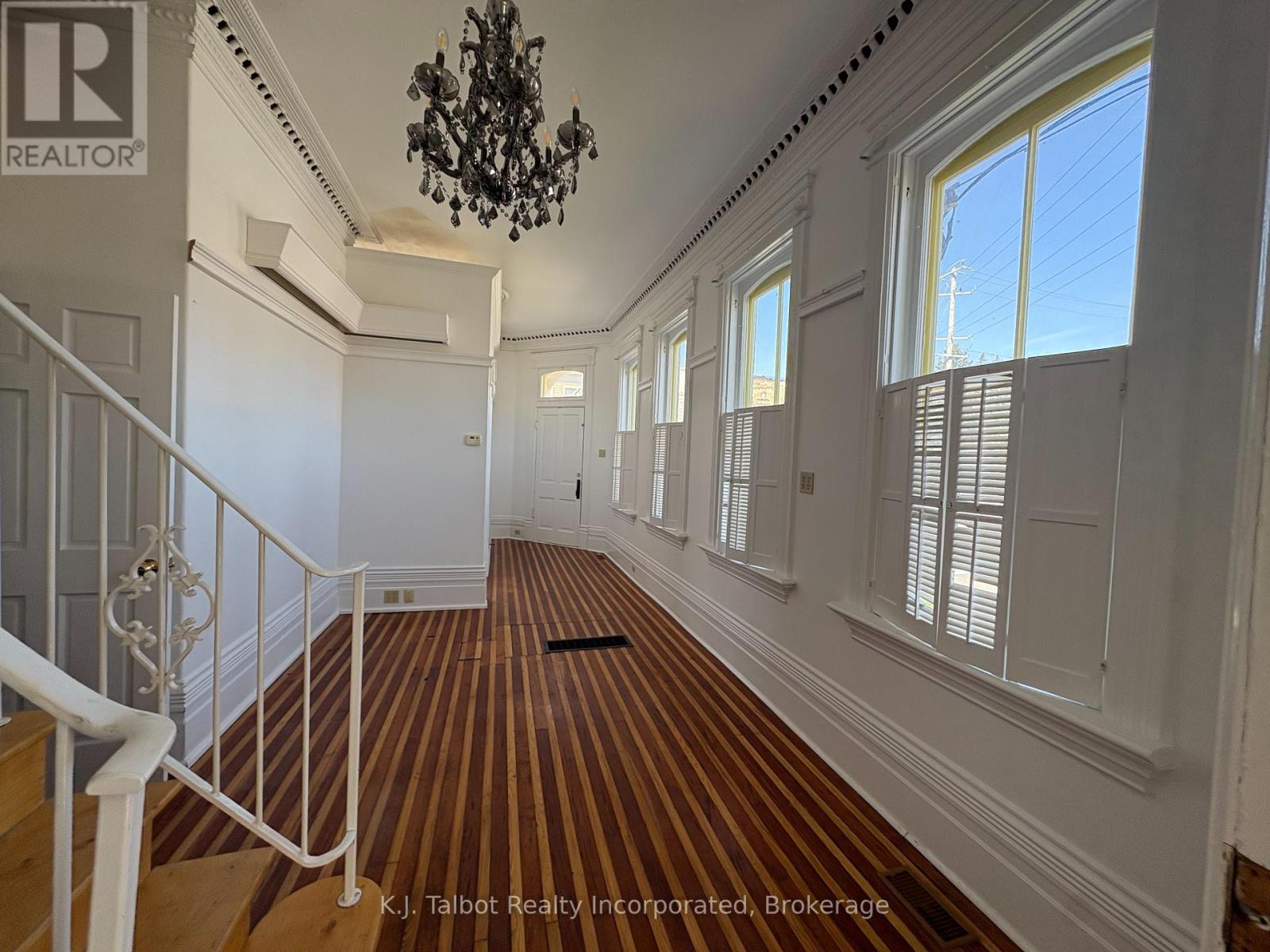 79 Albert Street, Central Huron, Ontario  N0M 1L0 - Photo 6 - X12459832
