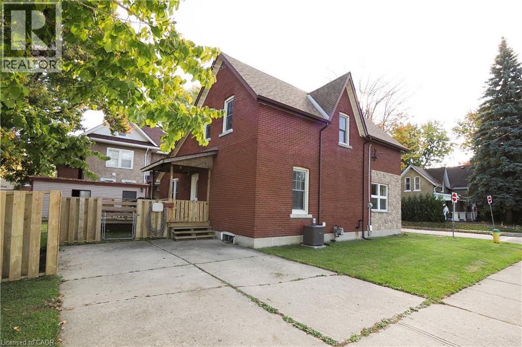 127 Nile Street, Stratford, Ontario  N5A 4C9 - Photo 1 - 40778678