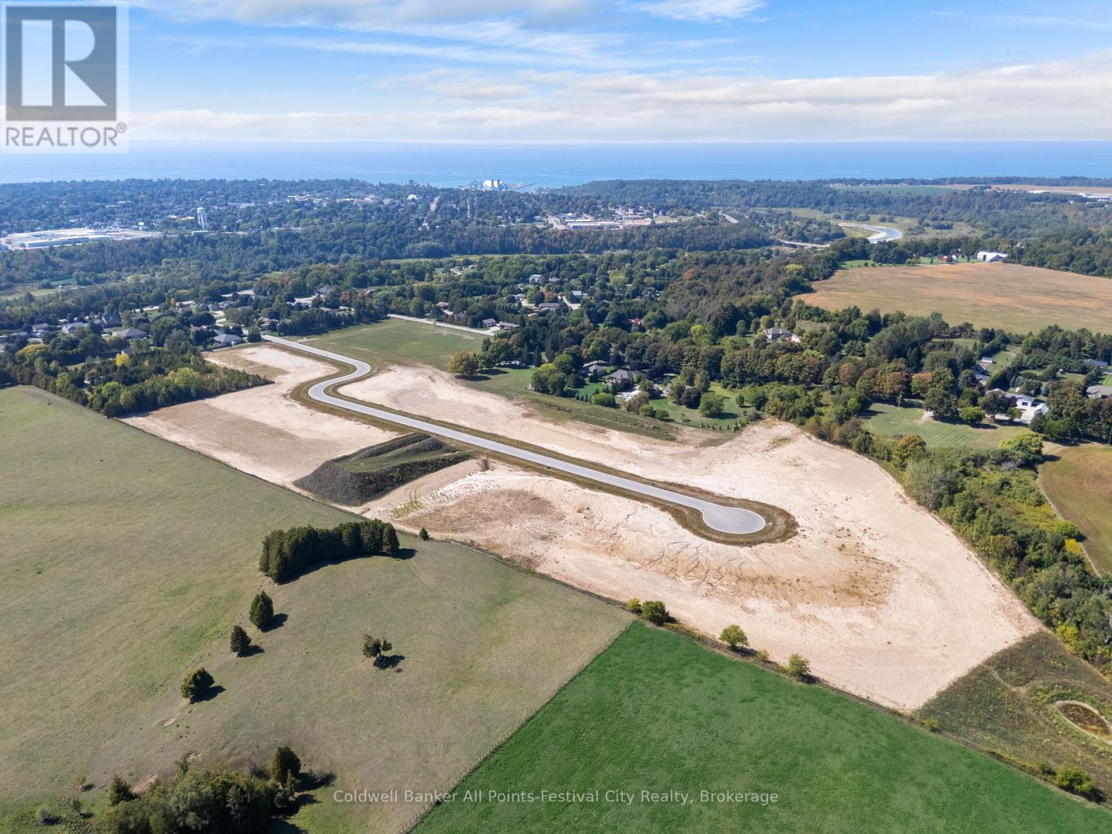 81833 Westmount Line, Goderich, Ontario  N7A 3X8 - Photo 3 - X12460065
