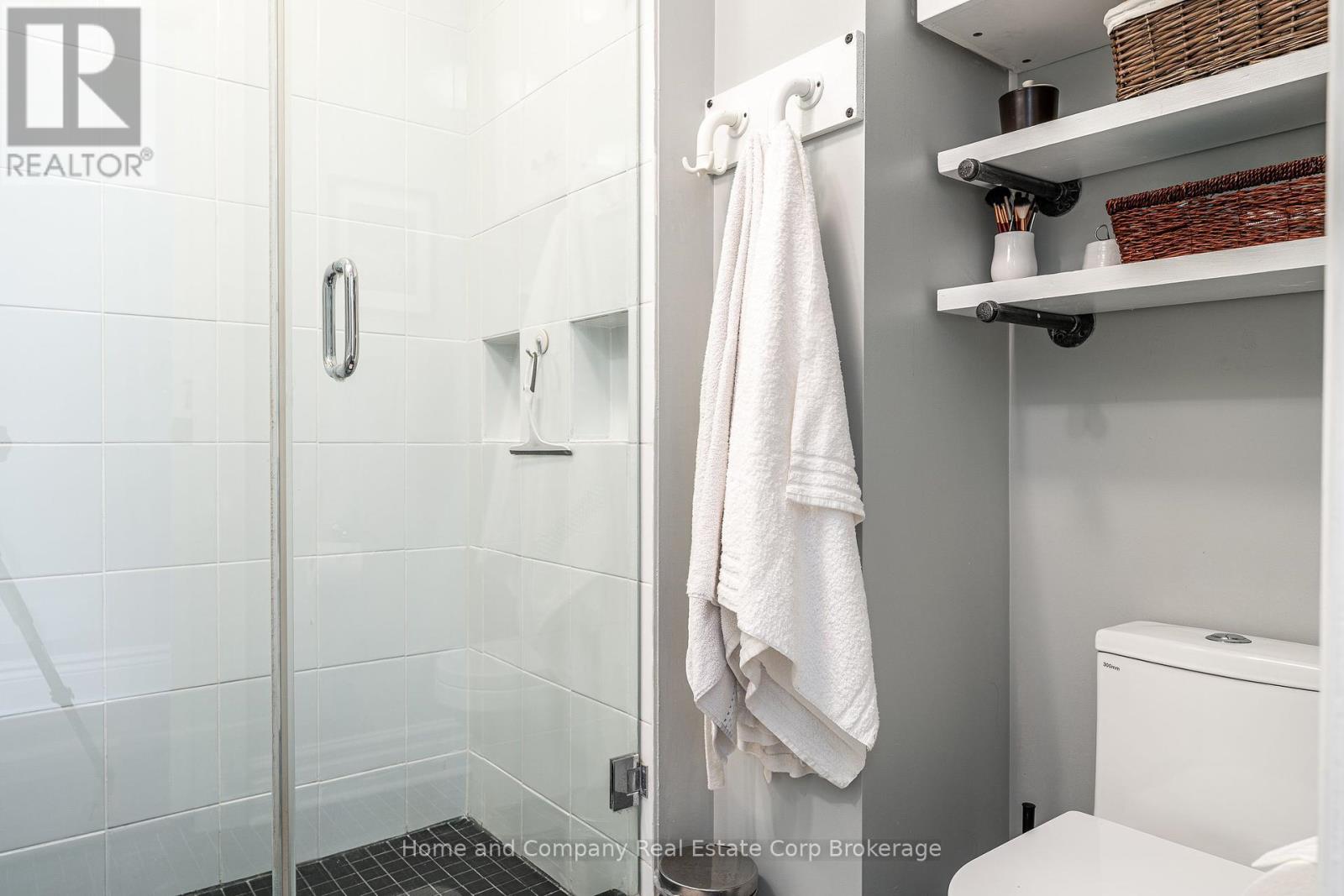 81 Blake Street, Stratford, Ontario  N5A 2C5 - Photo 29 - X12460084