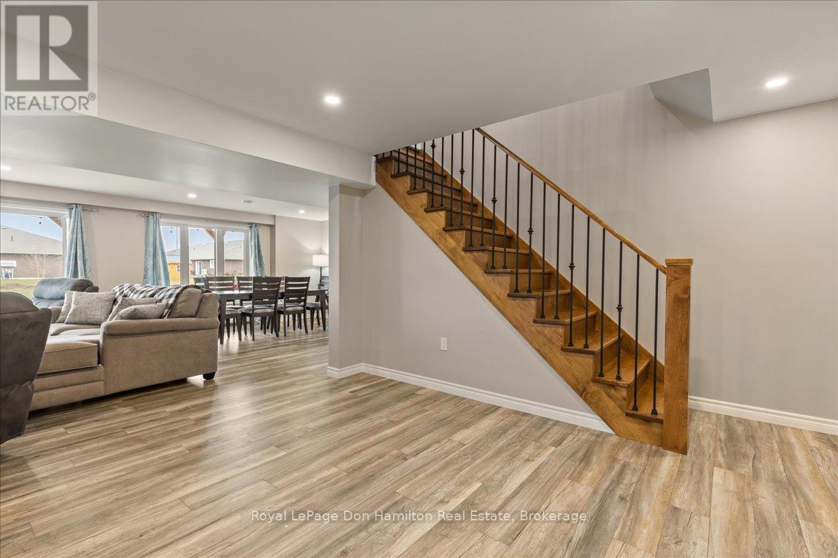 42 John Street, Morris Turnberry, Ontario  N0G 1E0 - Photo 26 - X12460143