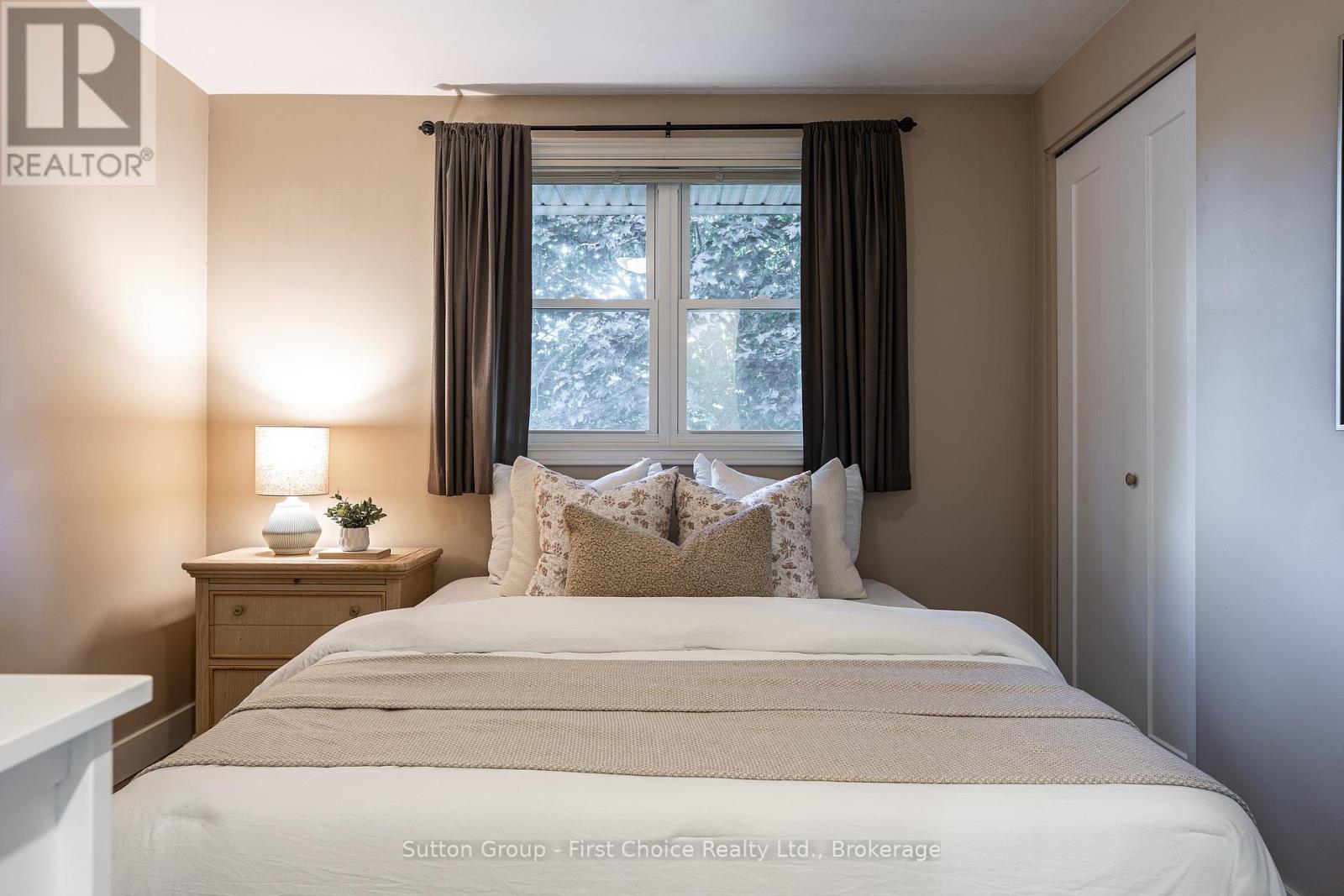 39 Baker Street, Stratford, Ontario  N5A 7A2 - Photo 19 - X12460473