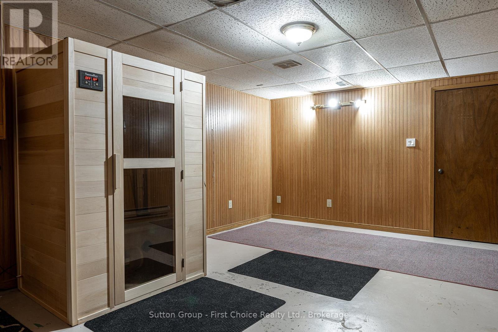 39 Baker Street, Stratford, Ontario  N5A 7A2 - Photo 29 - X12460473
