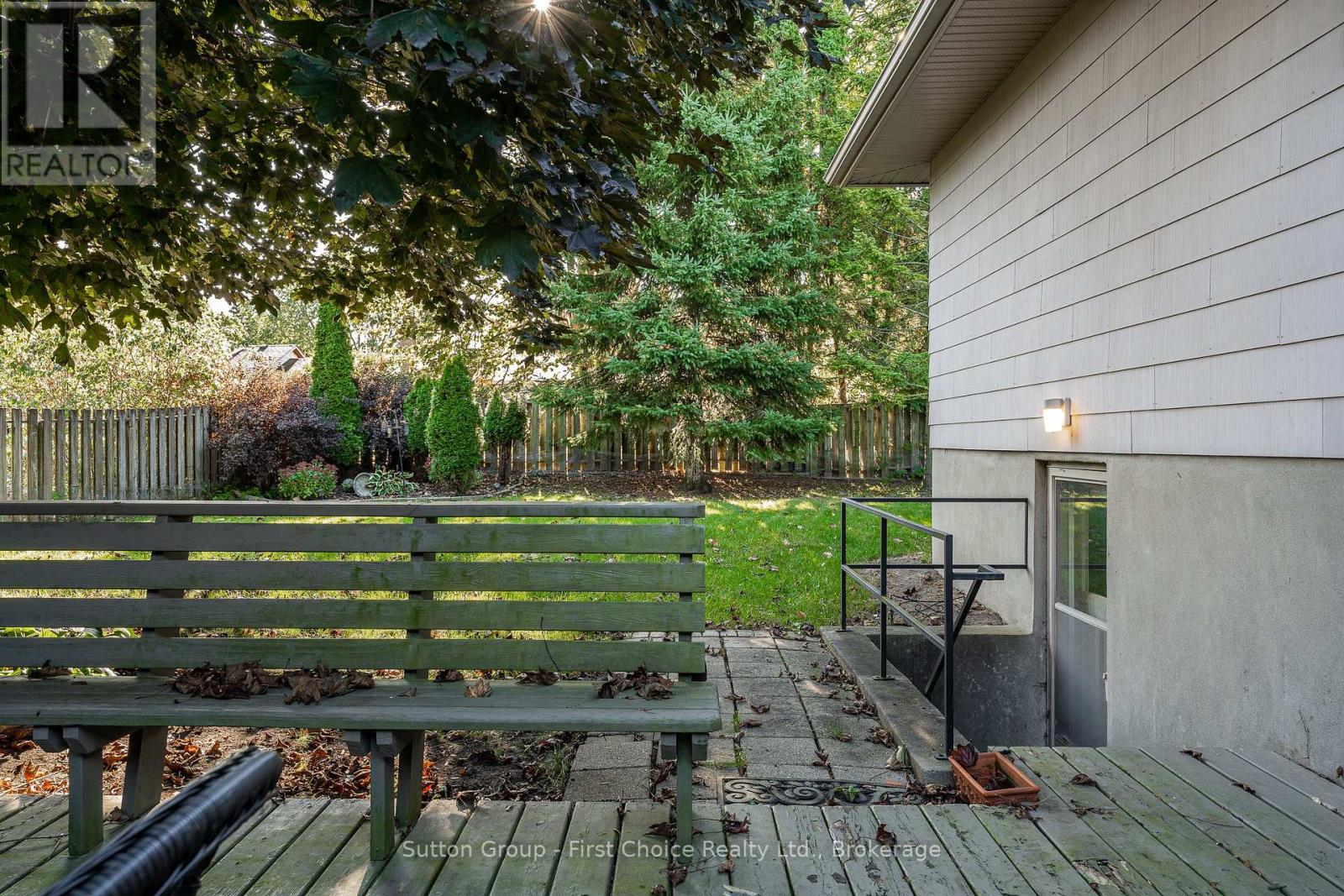39 Baker Street, Stratford, Ontario  N5A 7A2 - Photo 31 - X12460473