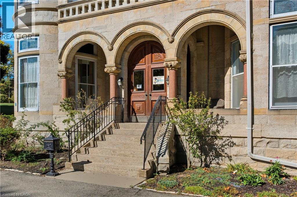 185 Grand River Street N, Paris, Ontario  N3L 2N2 - Photo 9 - 40778953