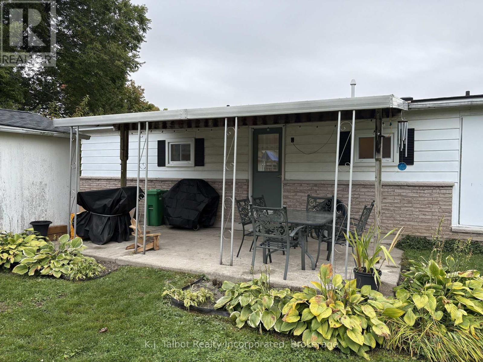 190 South Street, Goderich, Ontario  N7A 3M3 - Photo 24 - X12461483