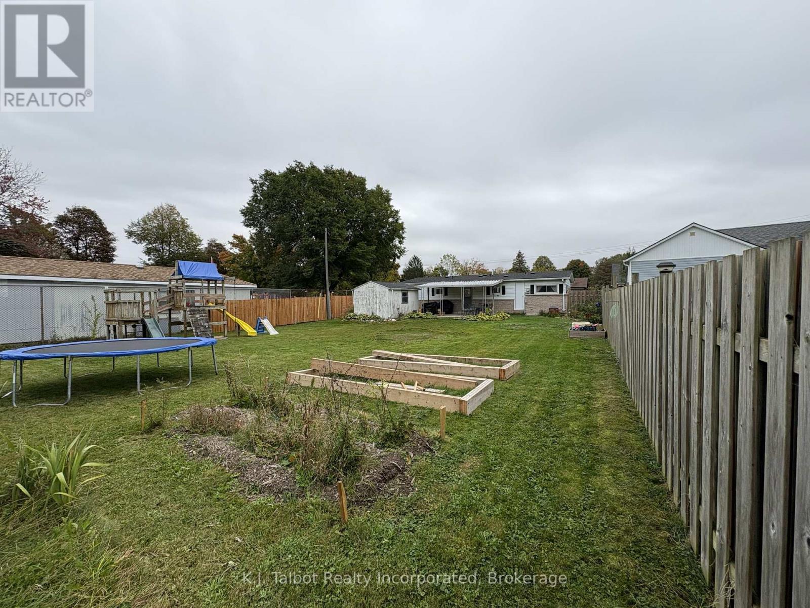 190 South Street, Goderich, Ontario  N7A 3M3 - Photo 29 - X12461483