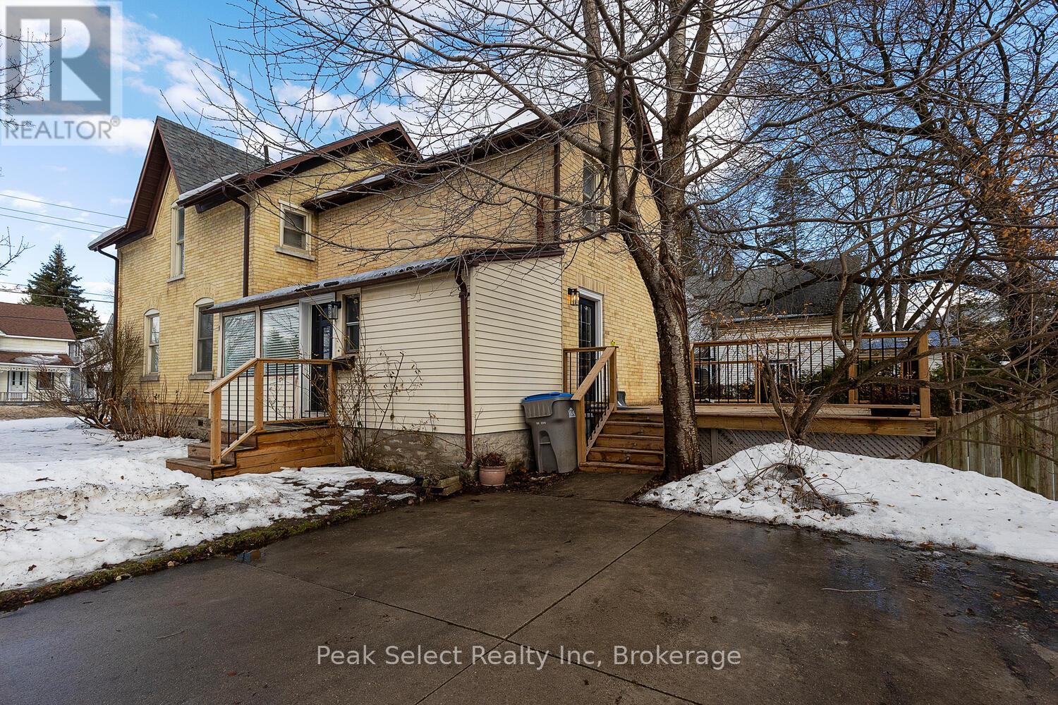 382 QUEEN STREET E, St. Marys, Ontario