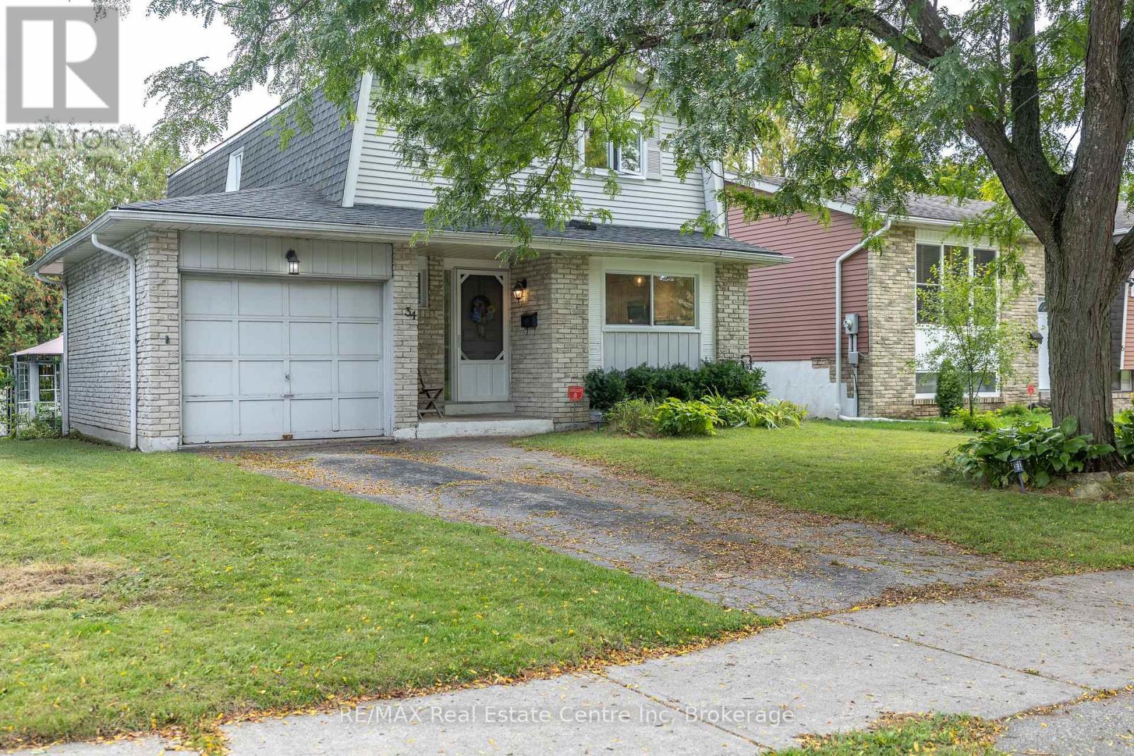 34 WOODRIDGE DRIVE, Guelph, Ontario