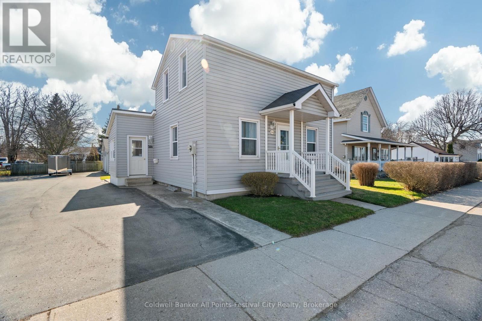 264 Huron Road, Goderich, Ontario  N7A 2Z9 - Photo 4 - X12462606